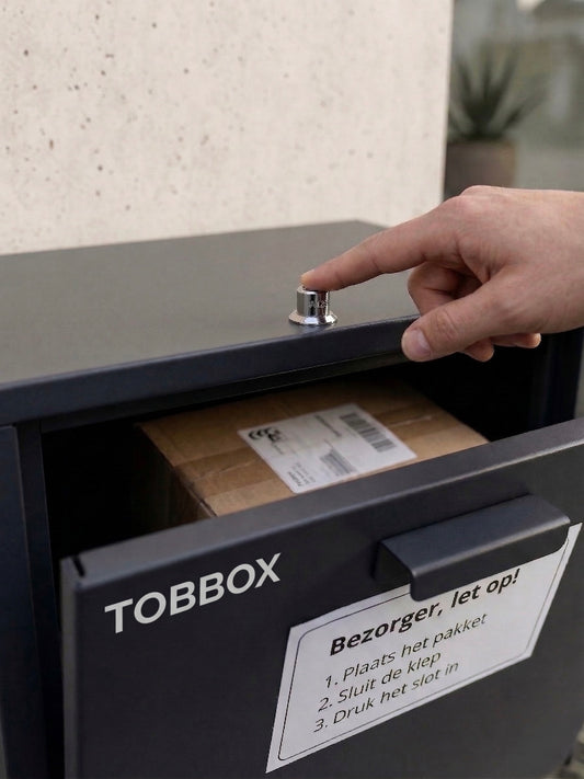 Pakketbrievenbus George – Klep voorkant (extra ruim)